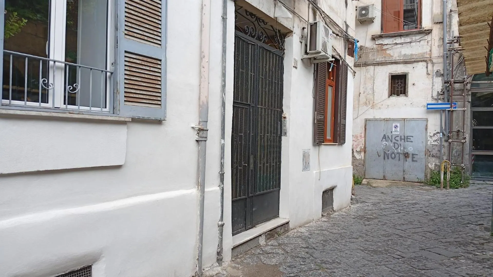 La Dimora Materdei Aparthotel Naples Italy